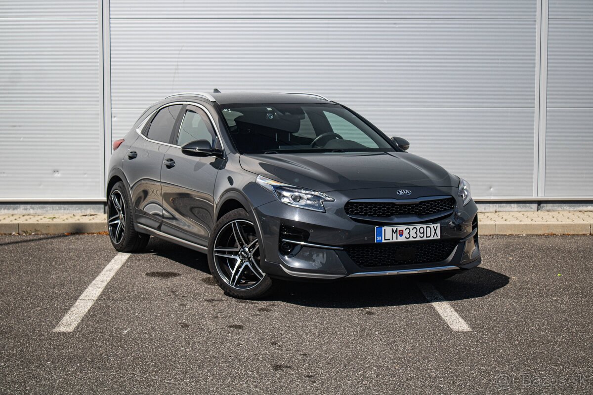 Kia XCeed 1.5 T-GDi Platinum A/T - 2