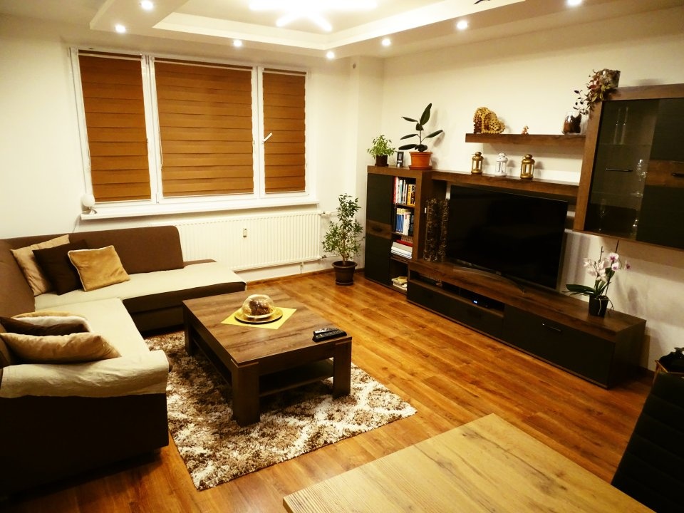 Prenajmem moderný priestranný 3 izbový byt - 2