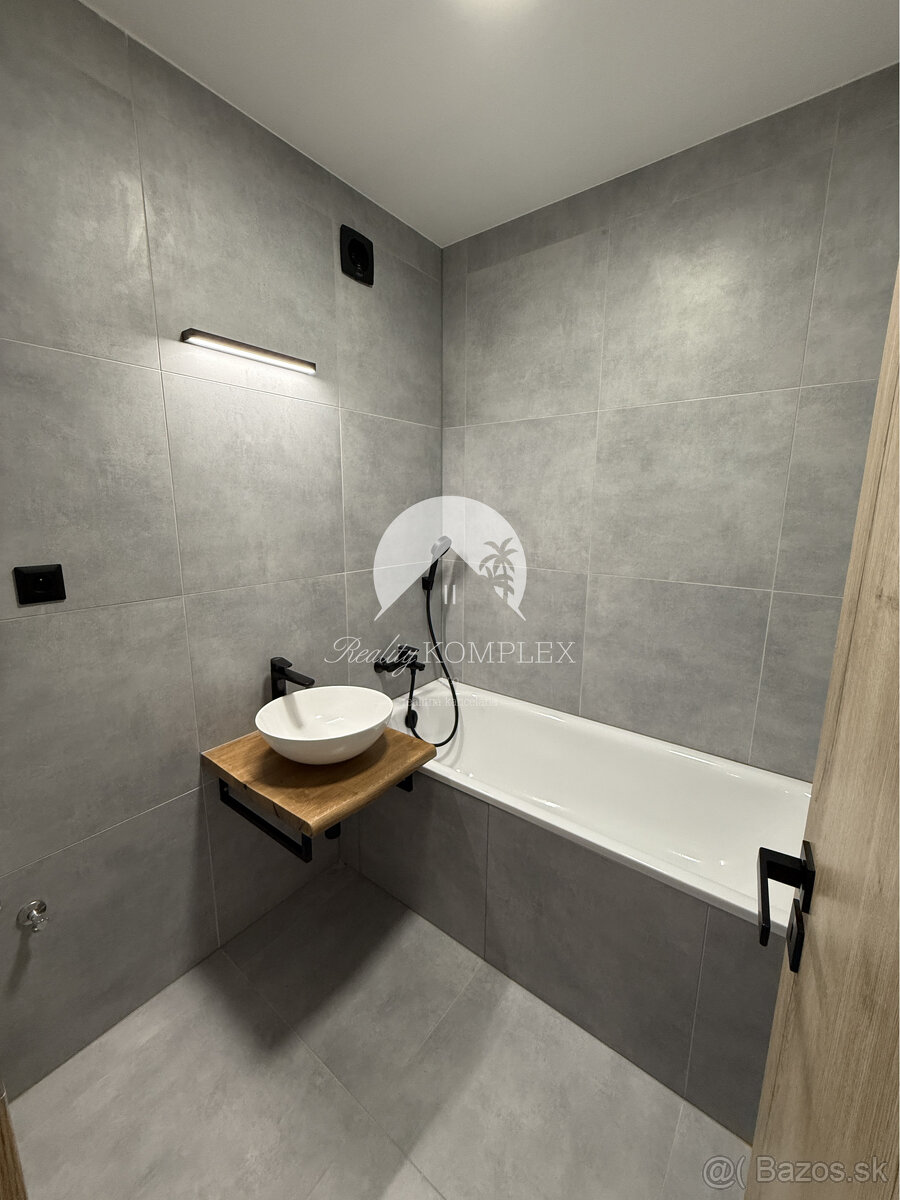 Reality KOMPLEX s.r.o. Vám ponúka kompletne zrekonštruovaný - 2