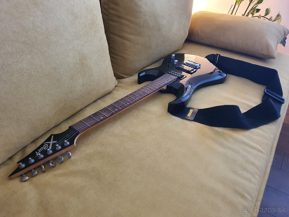 Gitara XCort a Fender Mustang 1 - 2