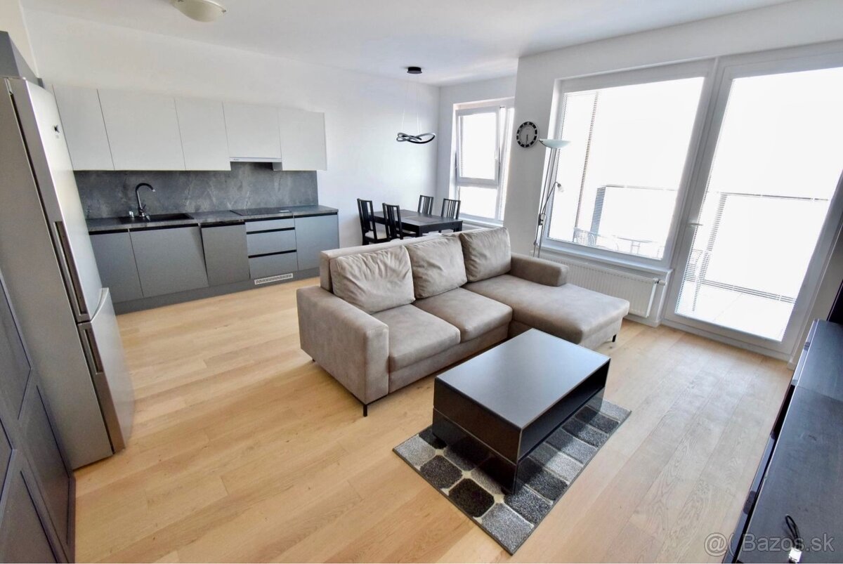 Prenájom 2 izb. bytu Súkenícka ulica Bratislava. - 2