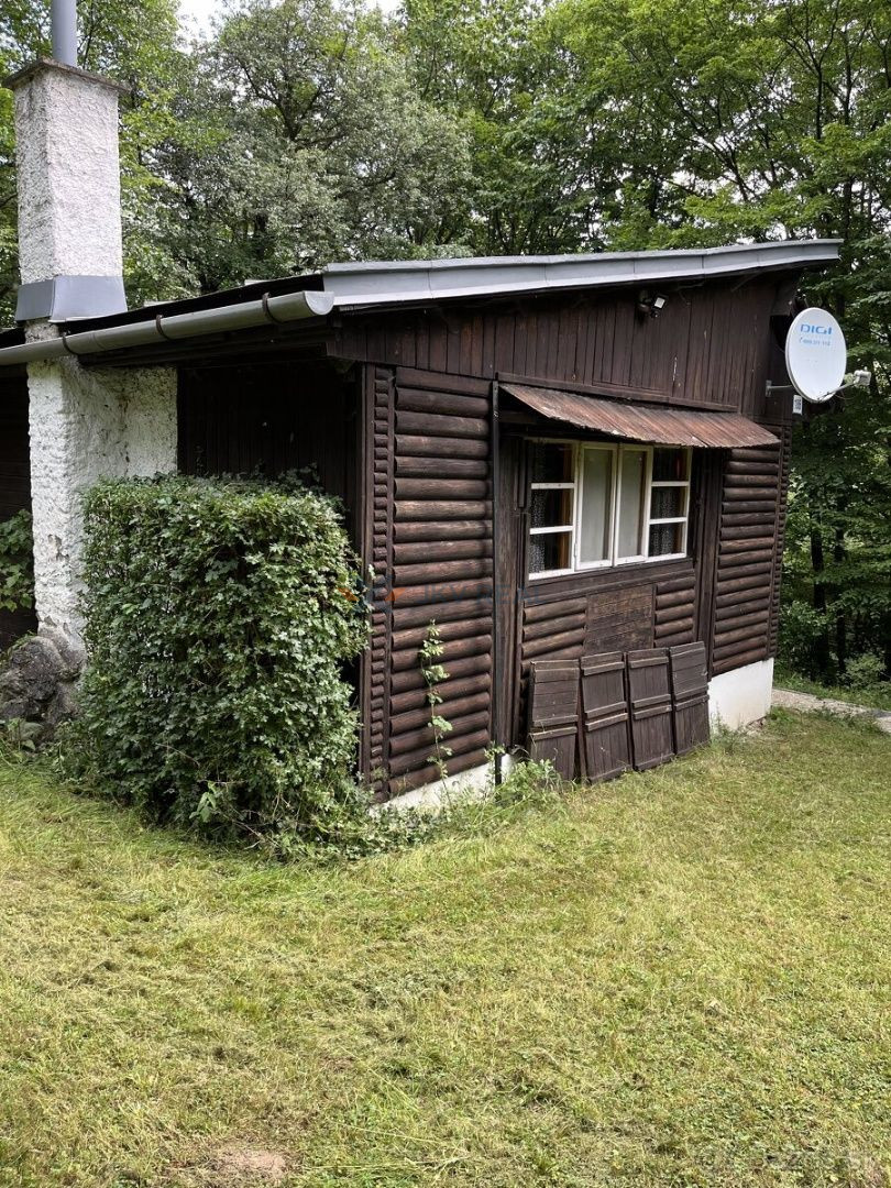 Na predaj rekreačná chatka Kysak - 2