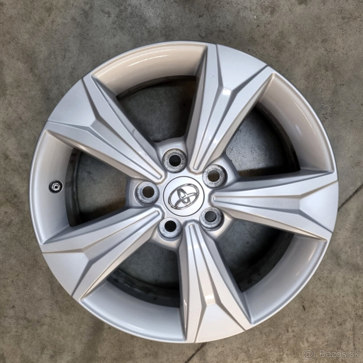 Hliníkové Toyota disky 5x114,3 R17 6,5J ET45 - 2