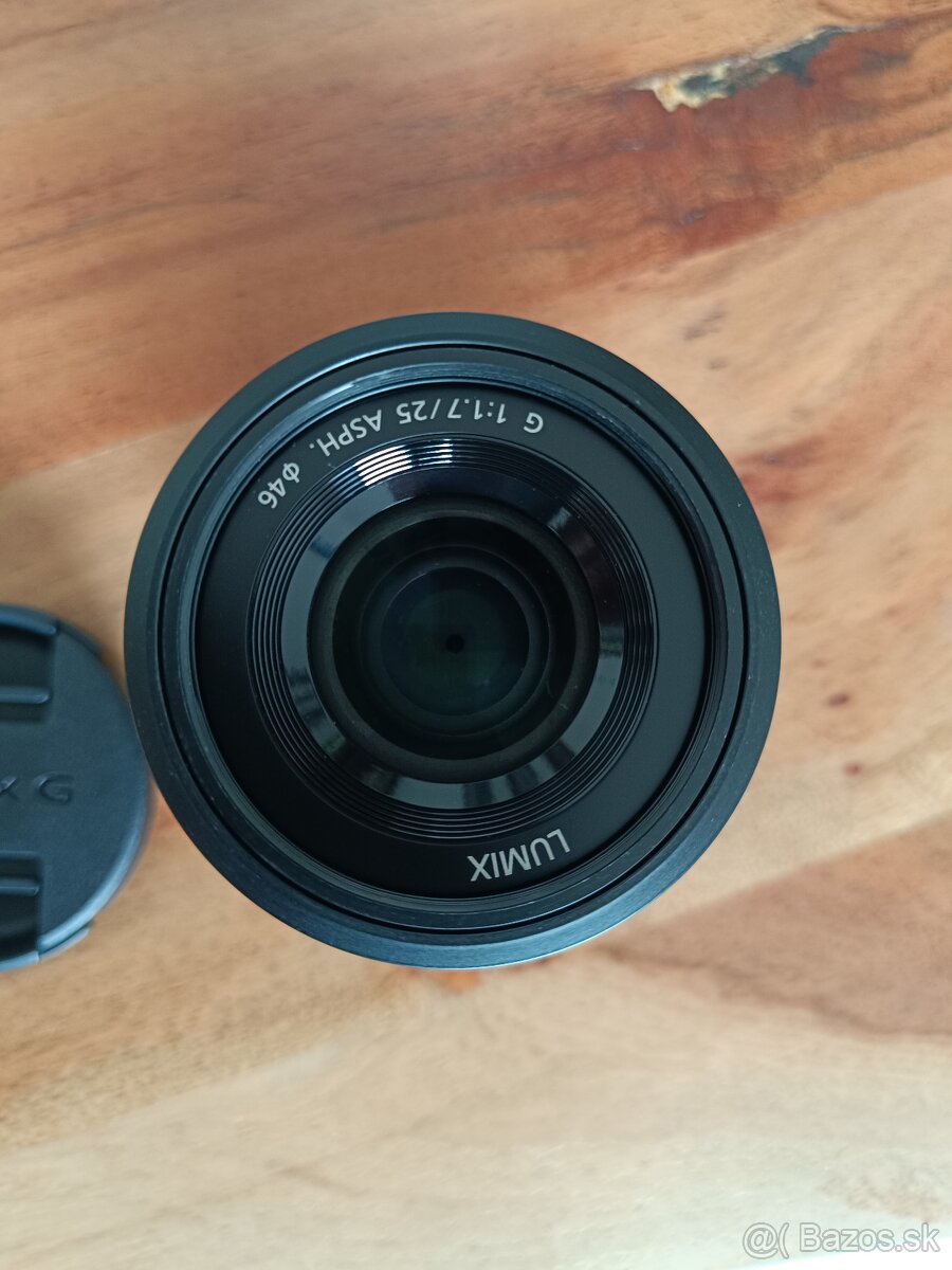 Panasonic Lumix 25 mm f/1.7 ASPH - 2