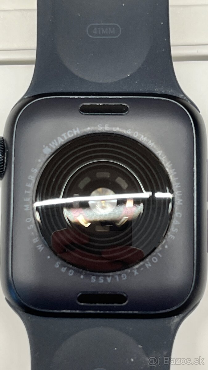Apple Watch SE 2 generácia 40mm - 2