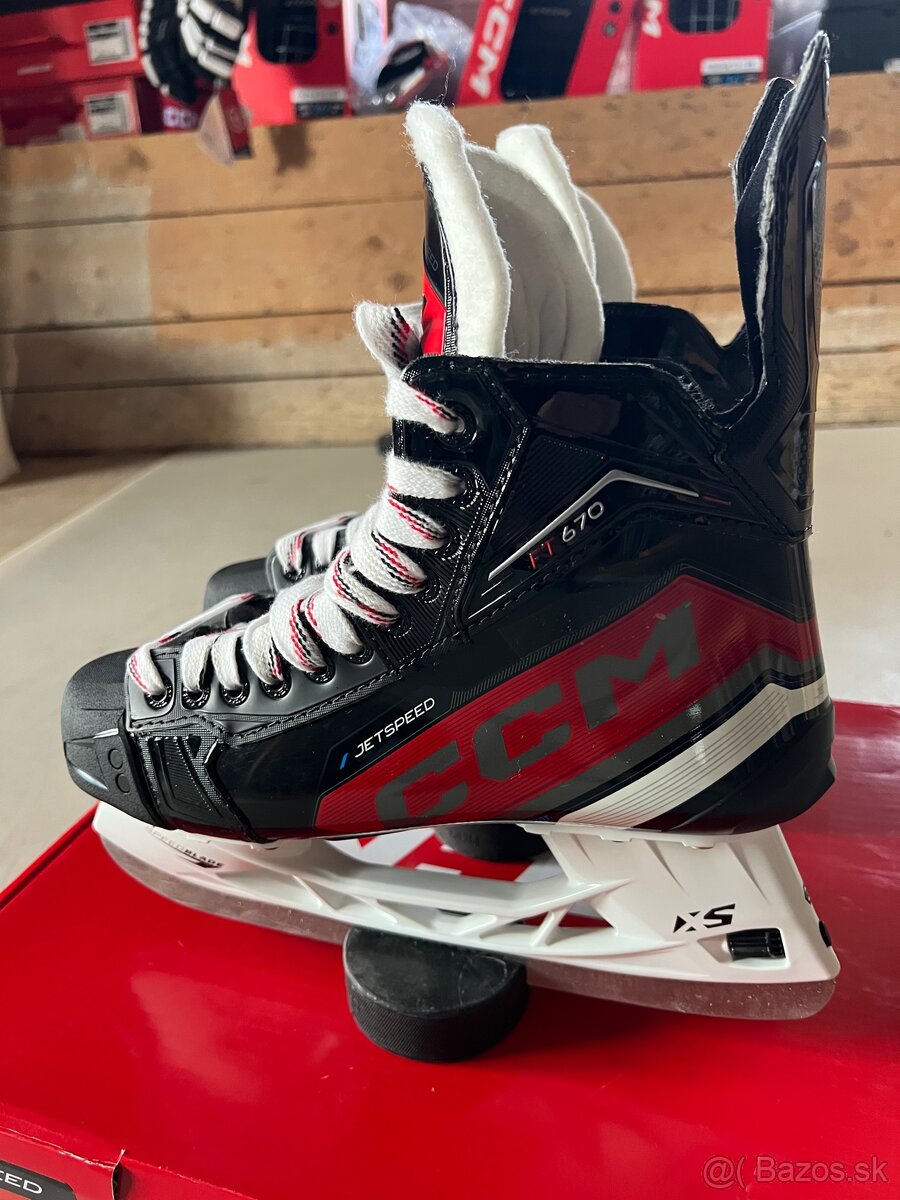 Predám korčule CCM Jetspeed FT670 SR nové - 2