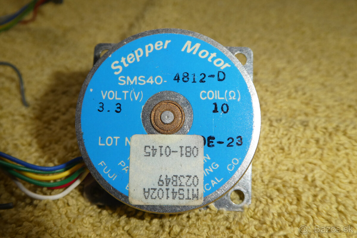krokový motor Fuji SMS40-4812-D - 2