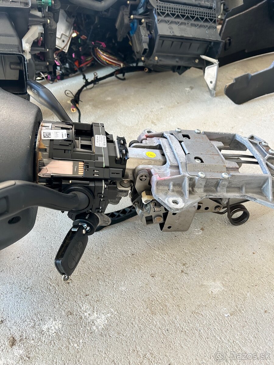 Volant zo stĺpikom Audi A4 B6+zapalovanie z 2 kľúčmi - 2