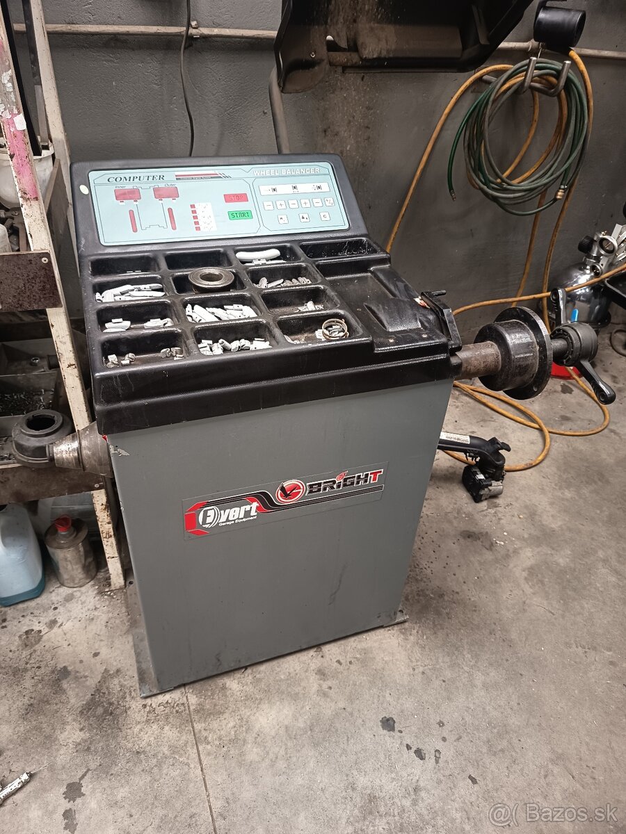 Predám Vyvažovačku Evert - 2