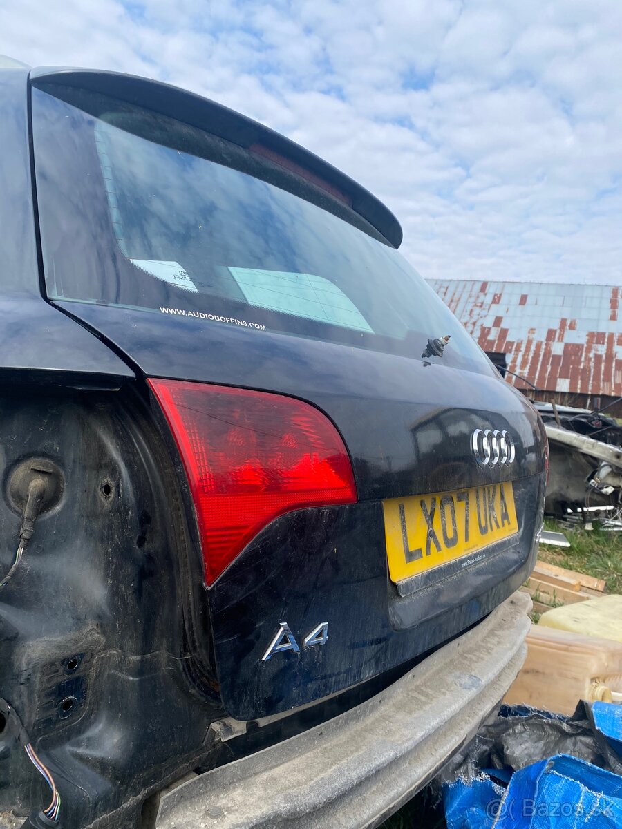 Audi 4b7 - 2