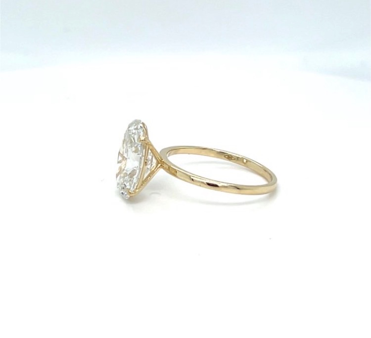 Zlatý prsteň s diamantom - 2