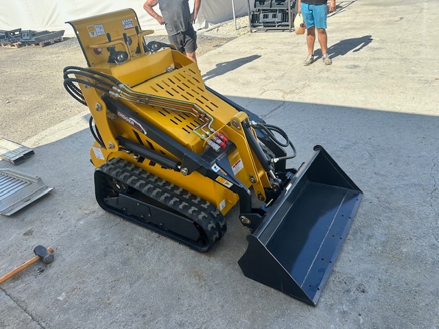 Mininakladač pásový T450 P - 2
