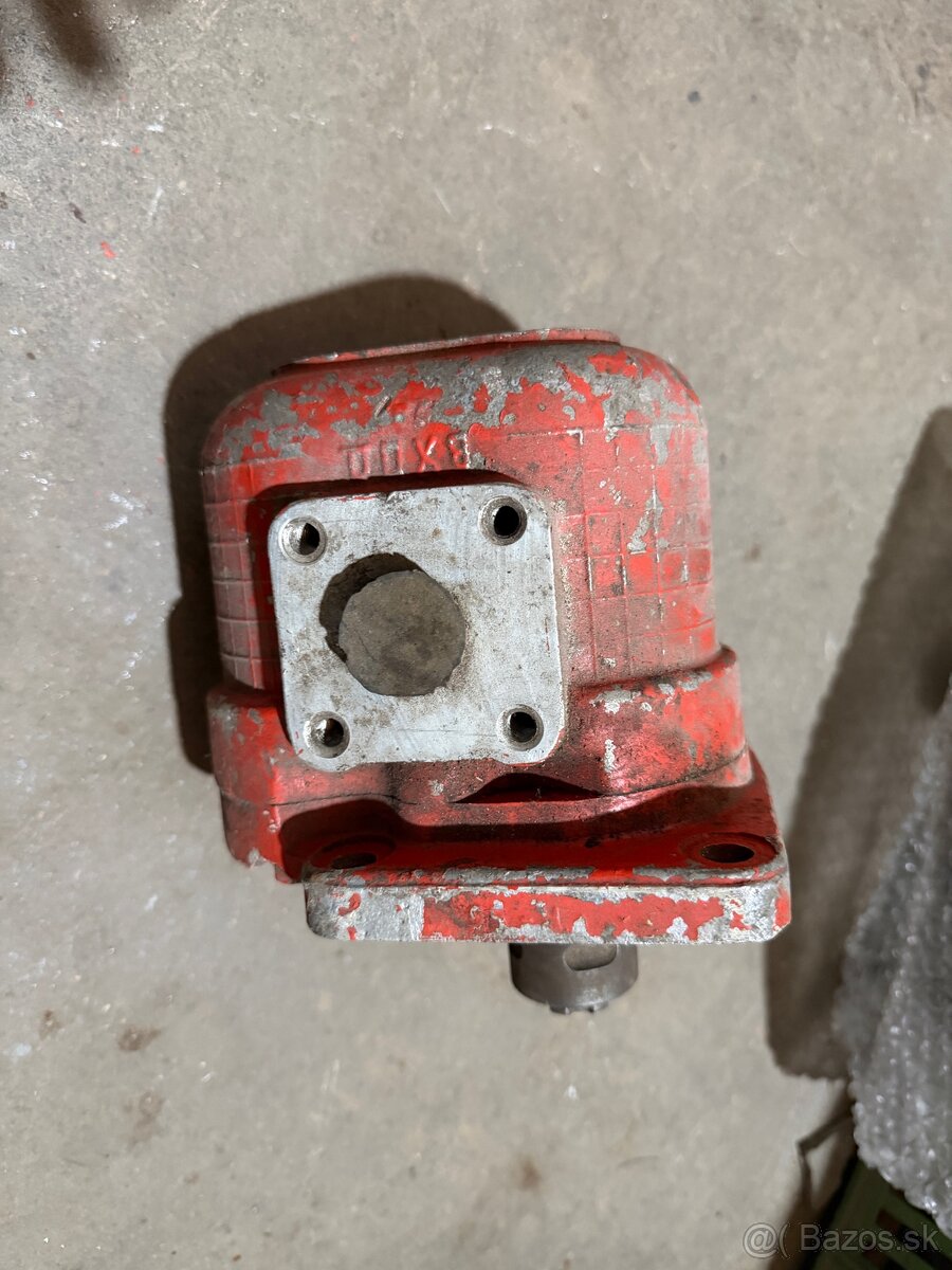 Hydraulicke cerpadlo 32 litrove - 2