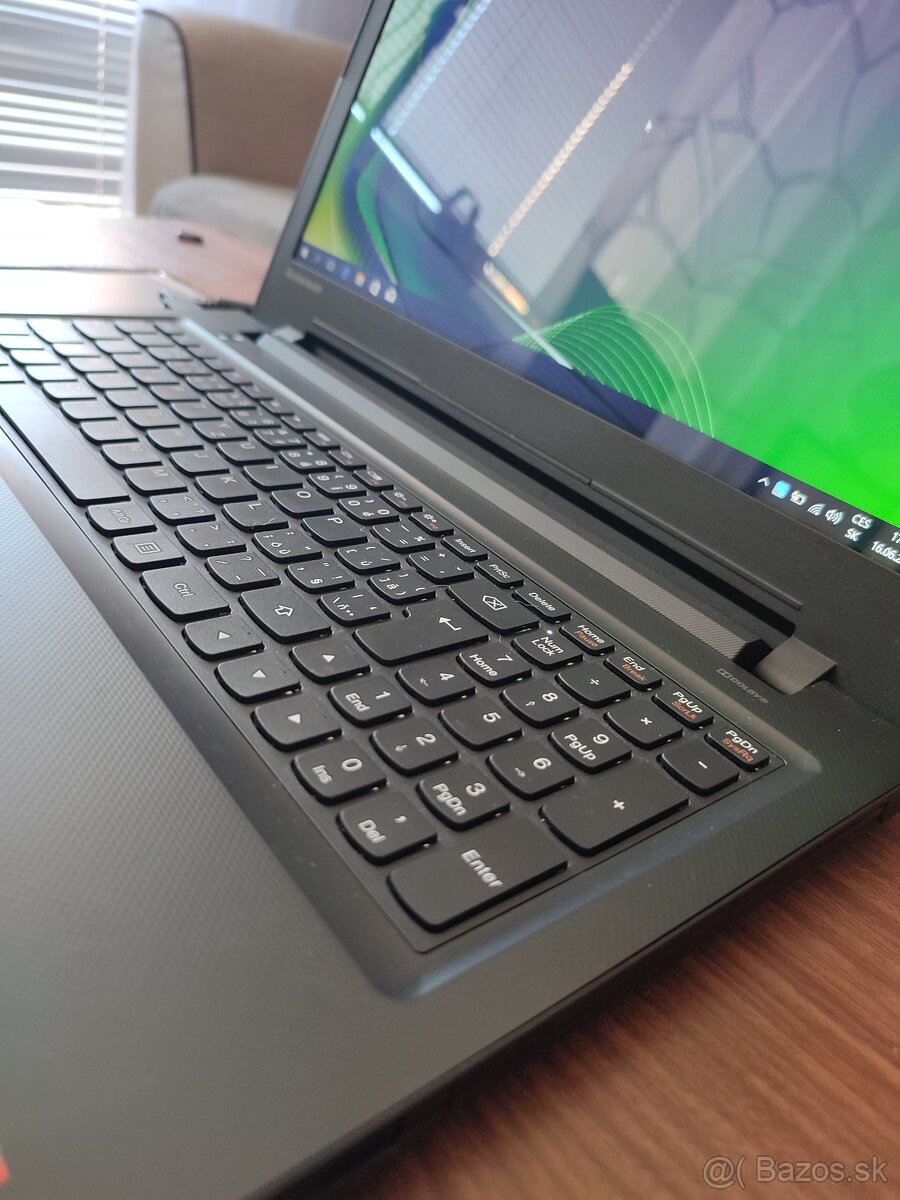 Predám notebook Lenovo ideapad 300 - 2