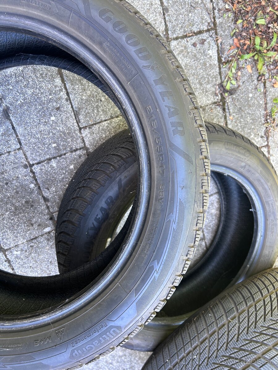 Goodyear UltraGrip performance 3 215/55 r17 98V - 2
