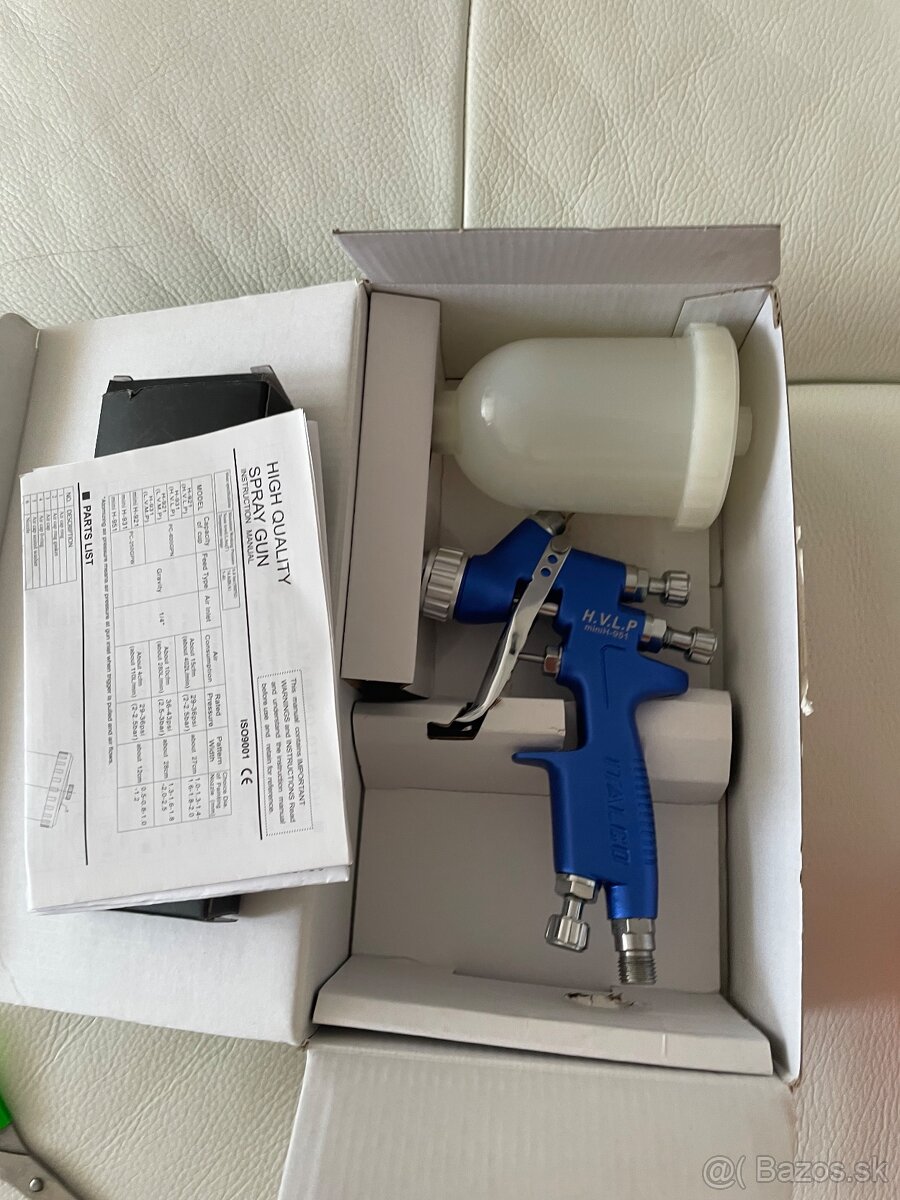 Striekacia pistol - 2
