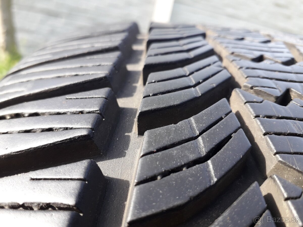 225/45 r17 zimne pneumatiky - 2