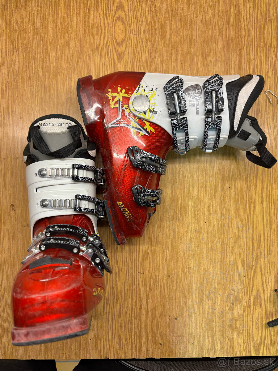 Lyziarky Atomic, c 24-24.5 - 2