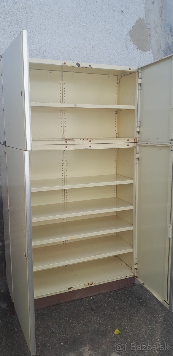 Predám kovovú dielenskú skriňu - 2