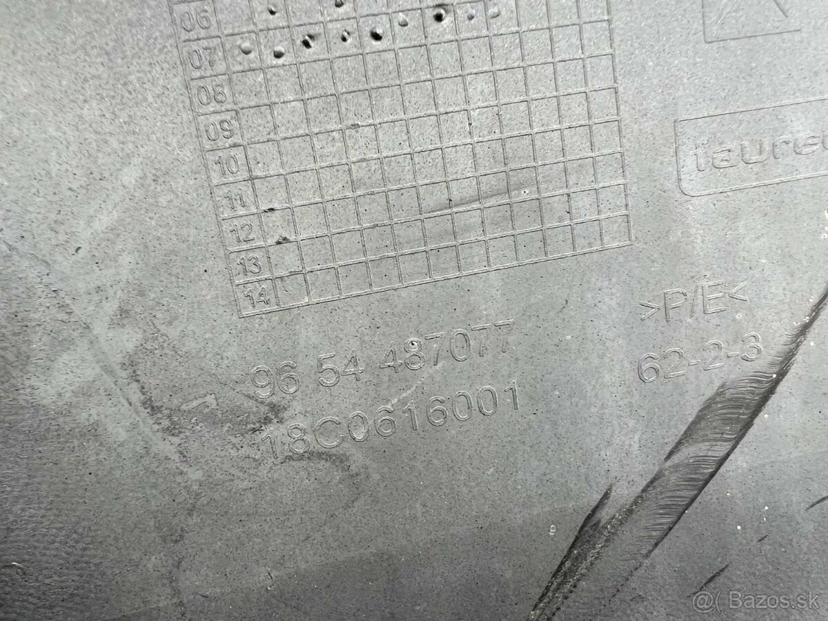 Zadný nárazník Citröen Grand Picasso I - 2