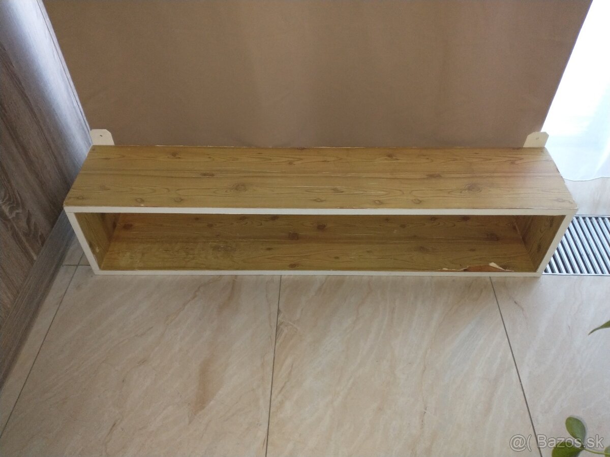 Drevená polička - 2