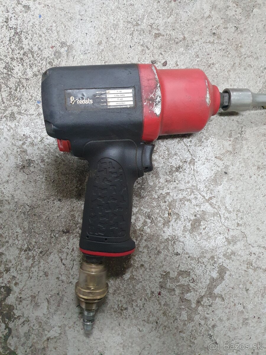 Rázový uťahovák - 2