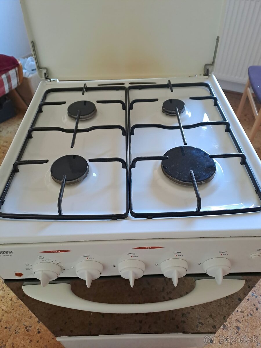 Sporák Zanussi - 2