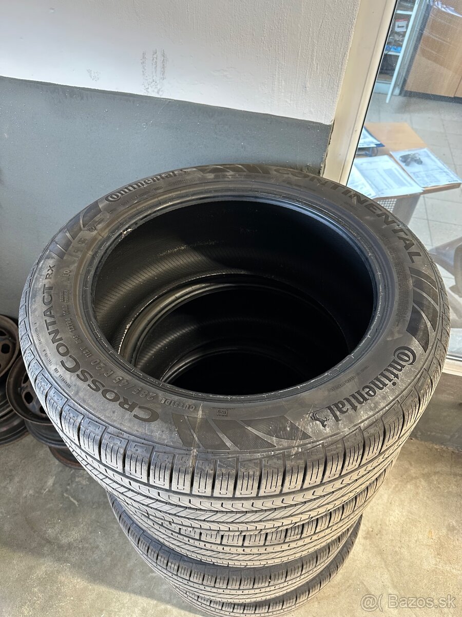Continental 285/45 R20 Celoročne - 2