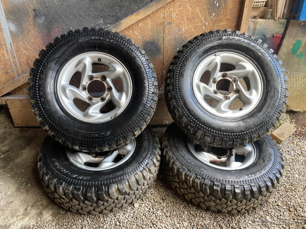 hlinikova sada 6x139.7 R15