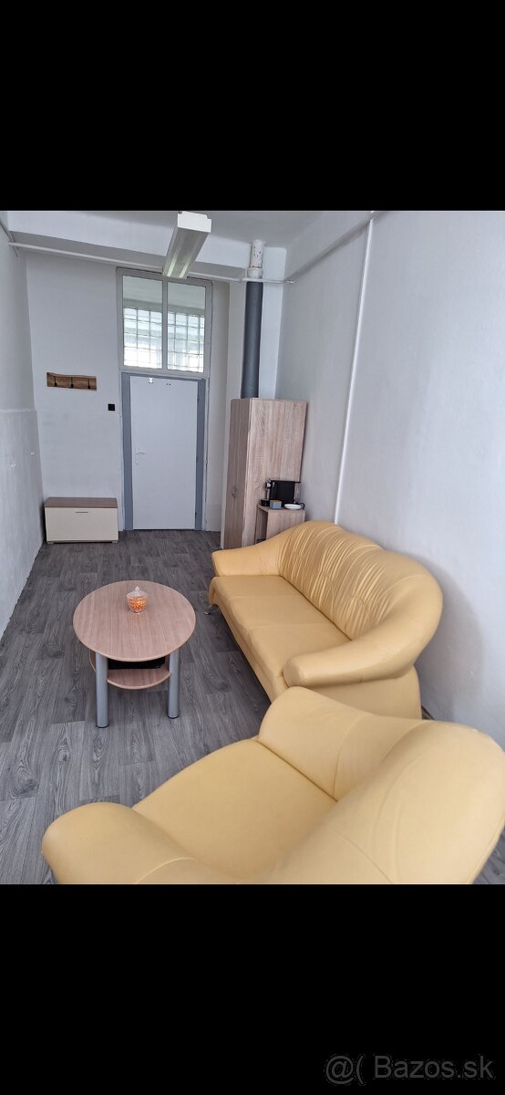 Sedacka+2 kresla - 2