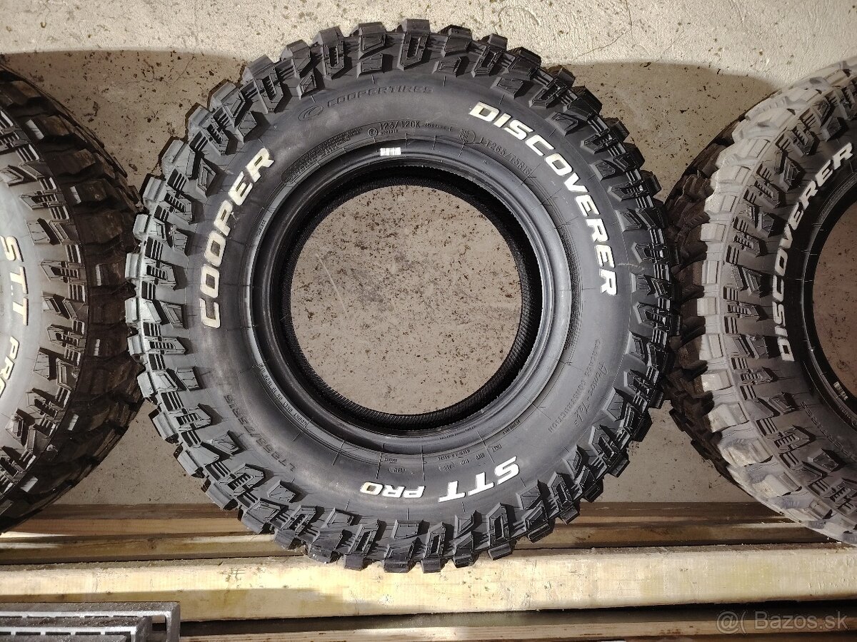 Cooper Discoverer - 2