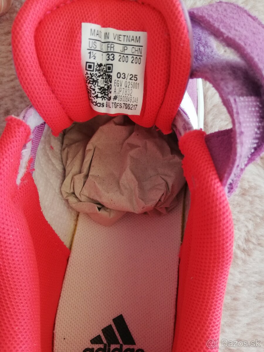 Dievčenské tenisky Adidas veľ 33 - 2