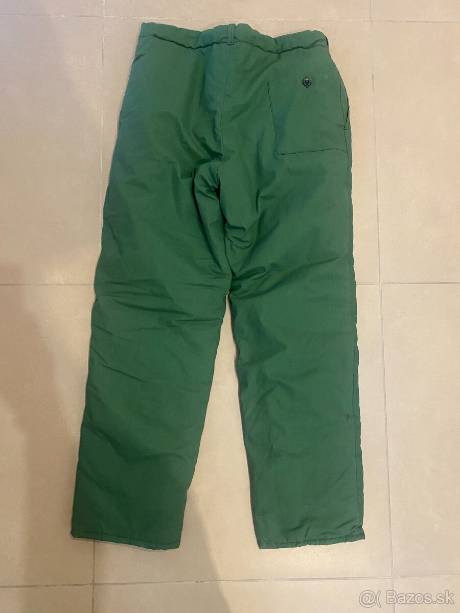 Zelené zateplené pracovné nohavice. - 2