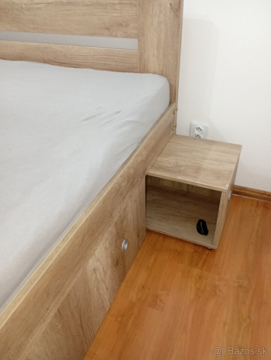 Manželská posteľ - 2