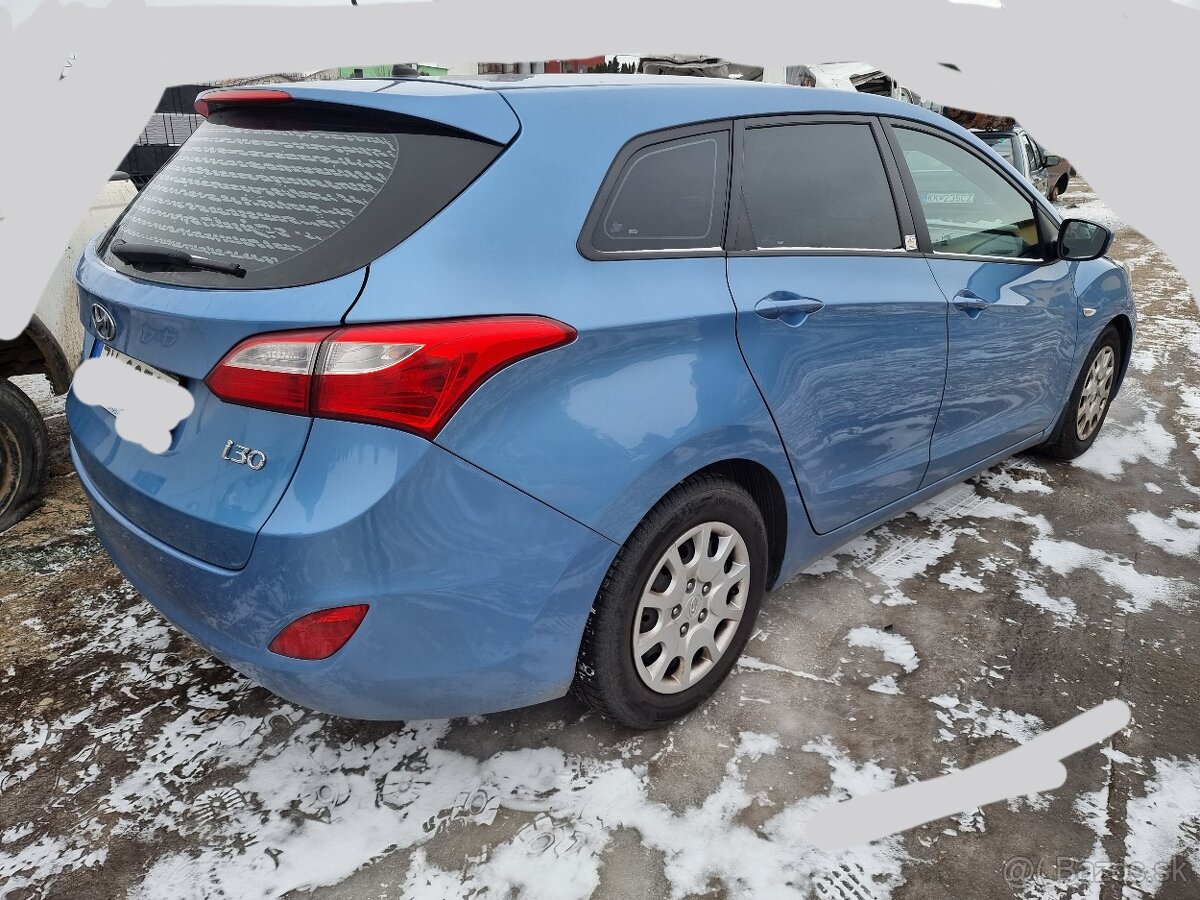 zadné svetlo HYUNDAI I30 SW Combi - 2