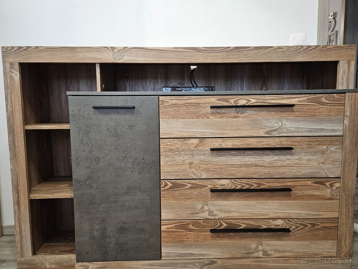Komoda hneda - 2