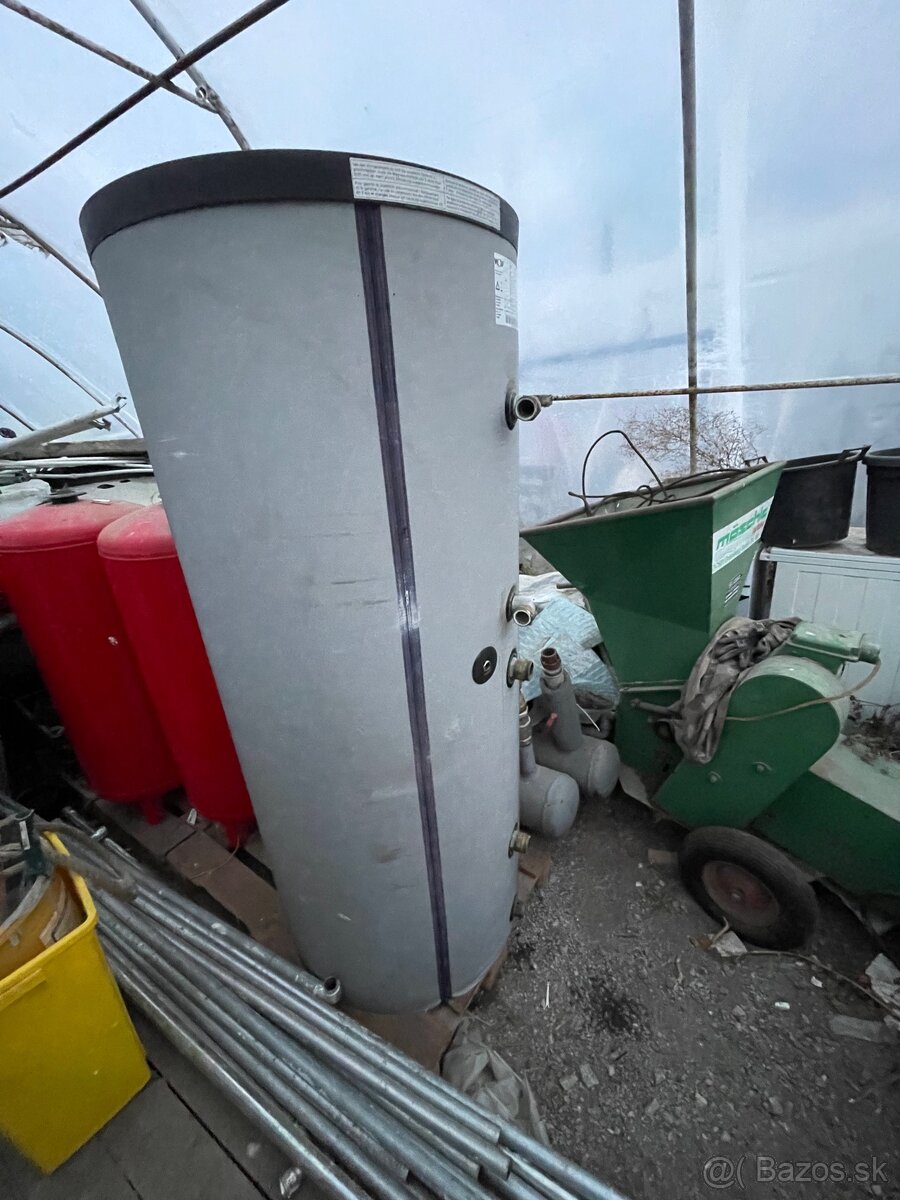 akumulačna nadoba - 2