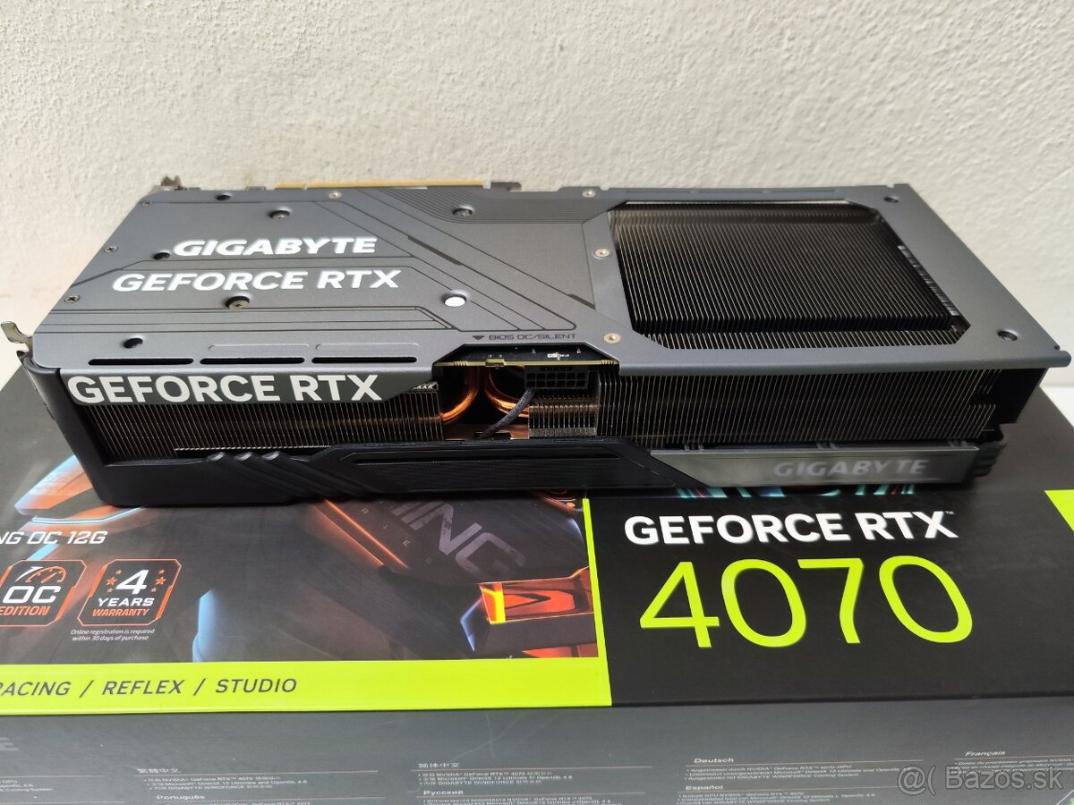 Predám grafickú kartu GIGABYTE GeForce RTX 4070 GAMING OC 12 - 2