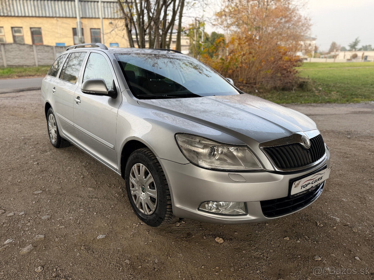 Škoda Octavia Combi 1.6 TDI CR DPF Ambiente 177.000 km - 2
