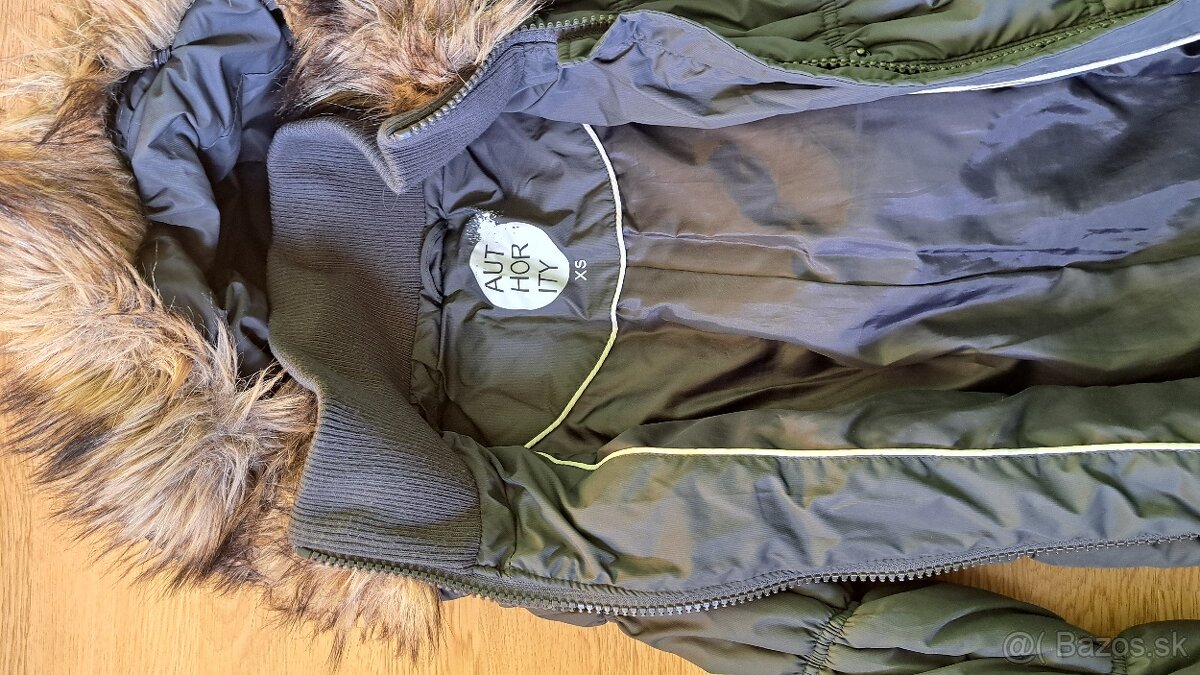 dámska vetrovka XL - 2