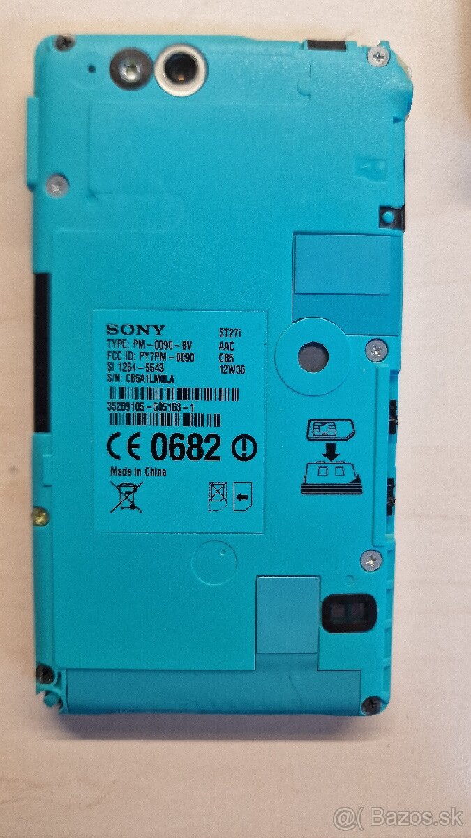 Sony Xperia GO (ST27i) GB 4GB 512MB RAM - 2