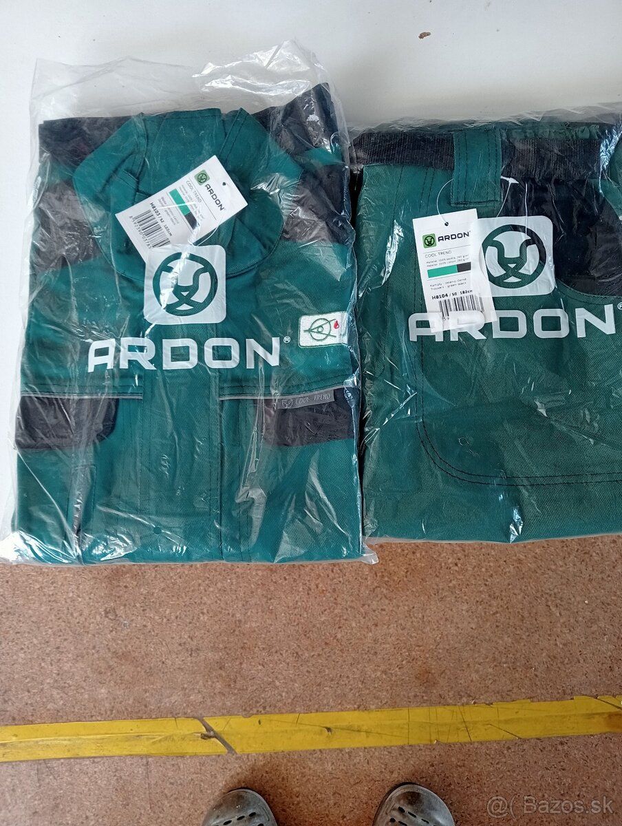 Predám pracovné oblečenie. - 2