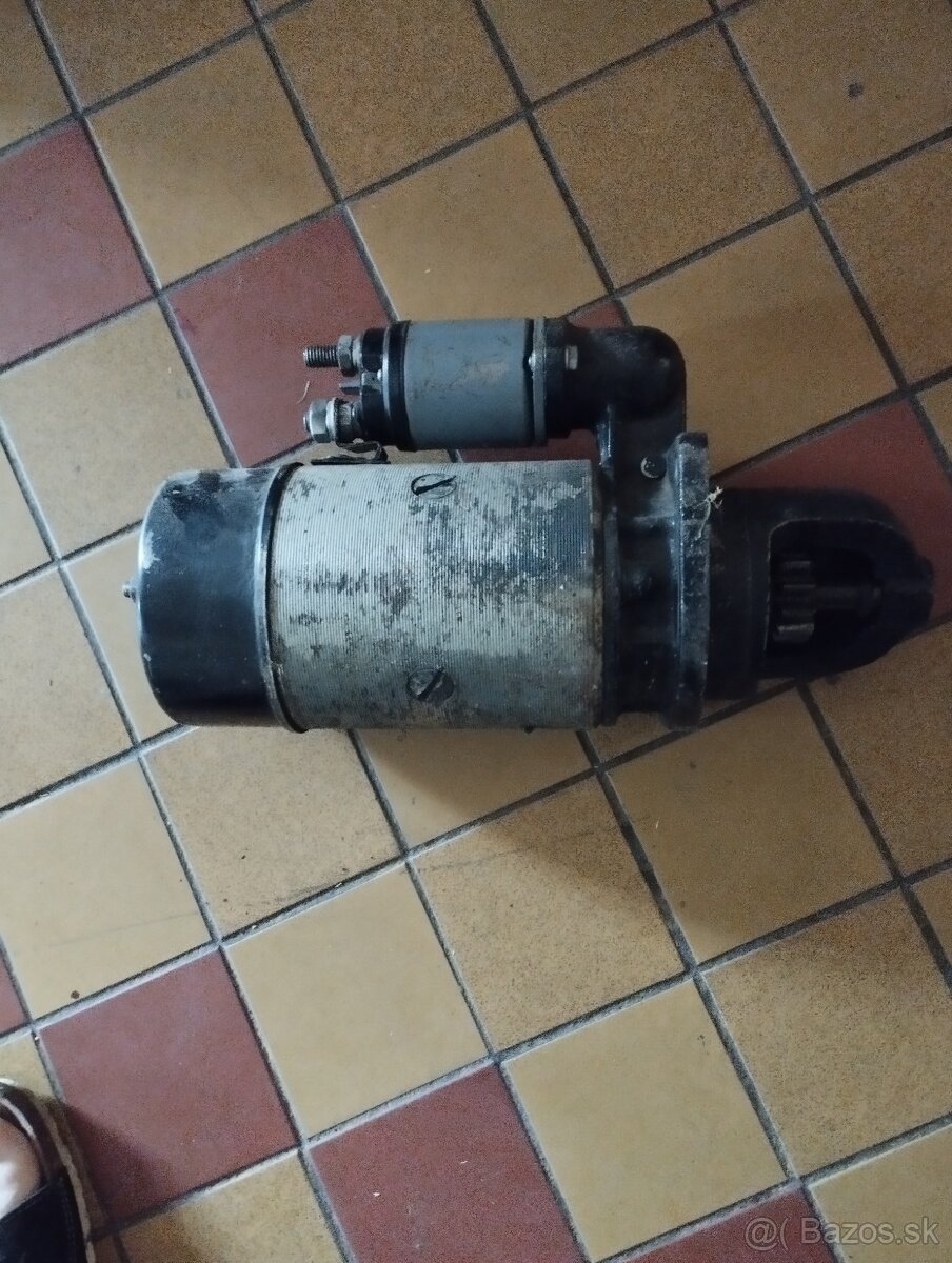 Štartér na zetor - 2