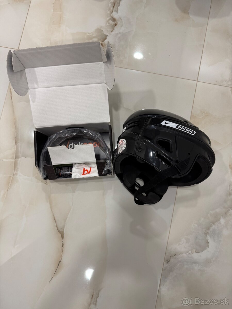 Hokejová výstroj - 2