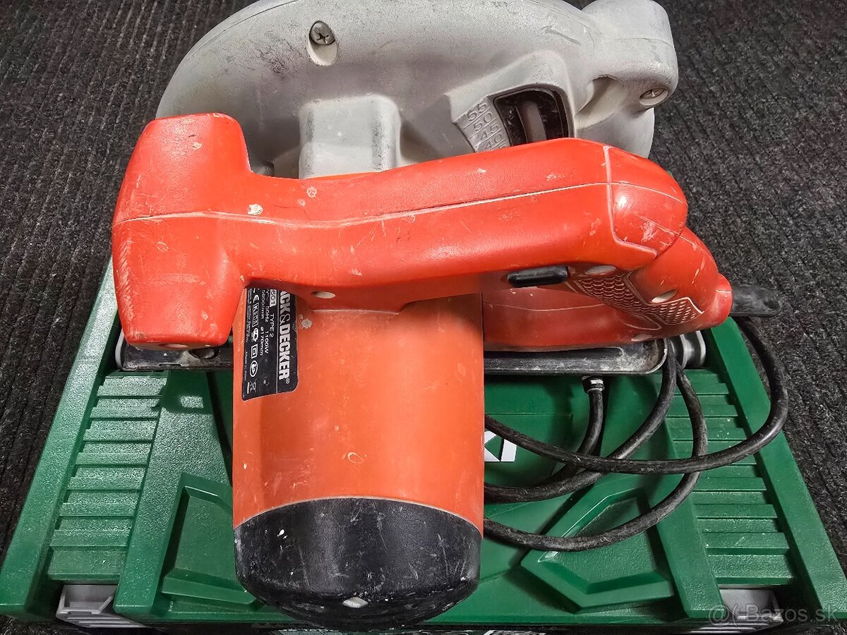 Okružná píla Black&Decker - 2
