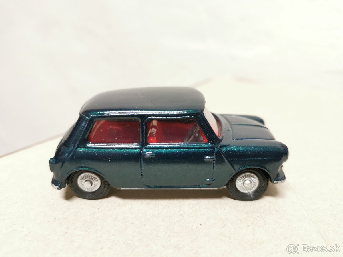 Corgi toys Mini Morris - 2