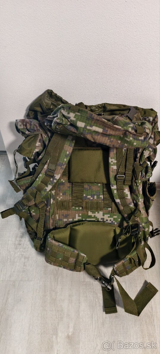 Vojenský batoh 65l (digitálny) - 2