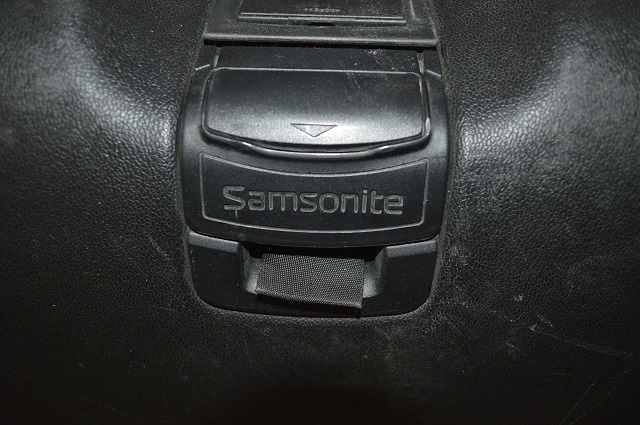predam velky kufor SAMSONITE - 2