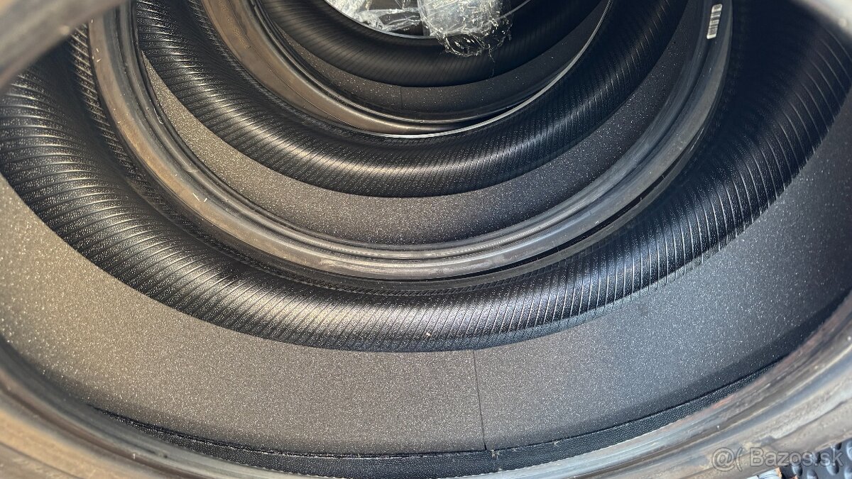 Hankook 245/45 R19 Ventus S1 sound absorber - 2