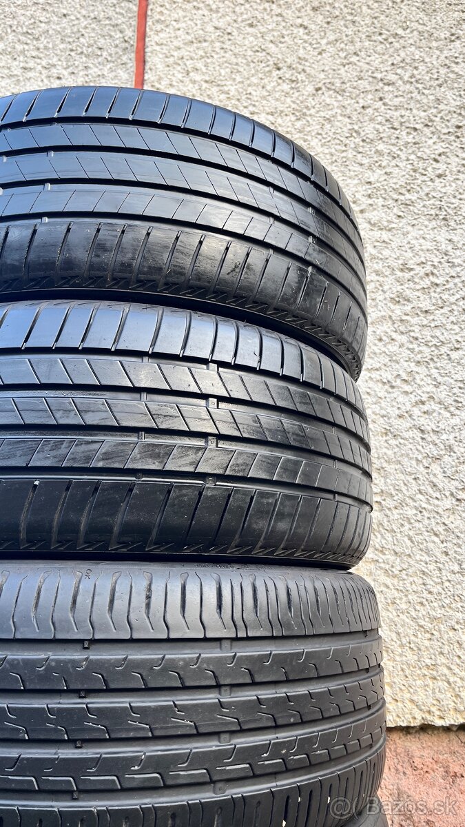 Letné pneu 225/40 r18 - 2